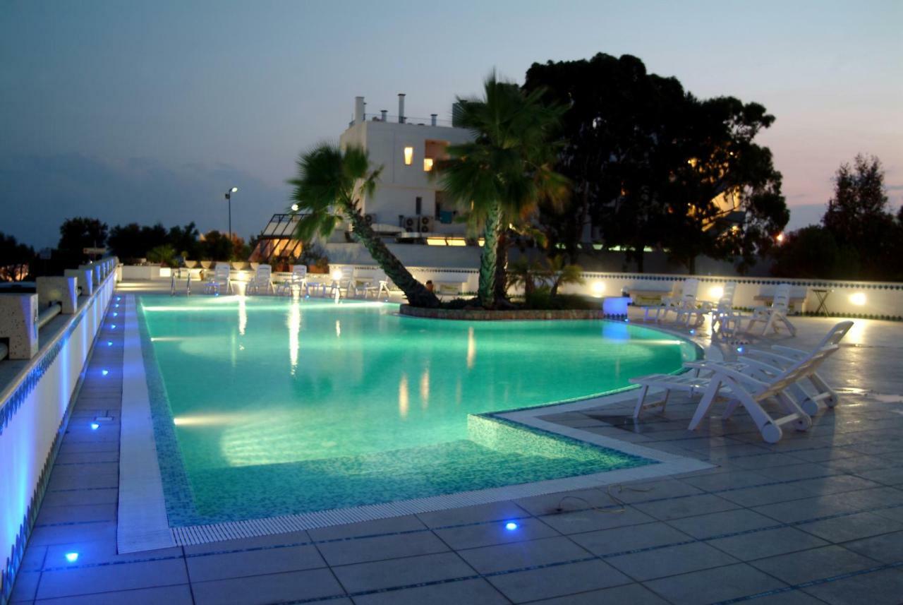 Hyencos Hotel Callyon توري سان جيوفاني أوغينتو المظهر الخارجي الصورة